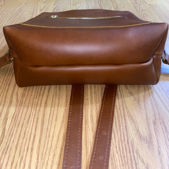 Honey Leather Tote Backpack Portland Leather Goods - Picture 5 of 10